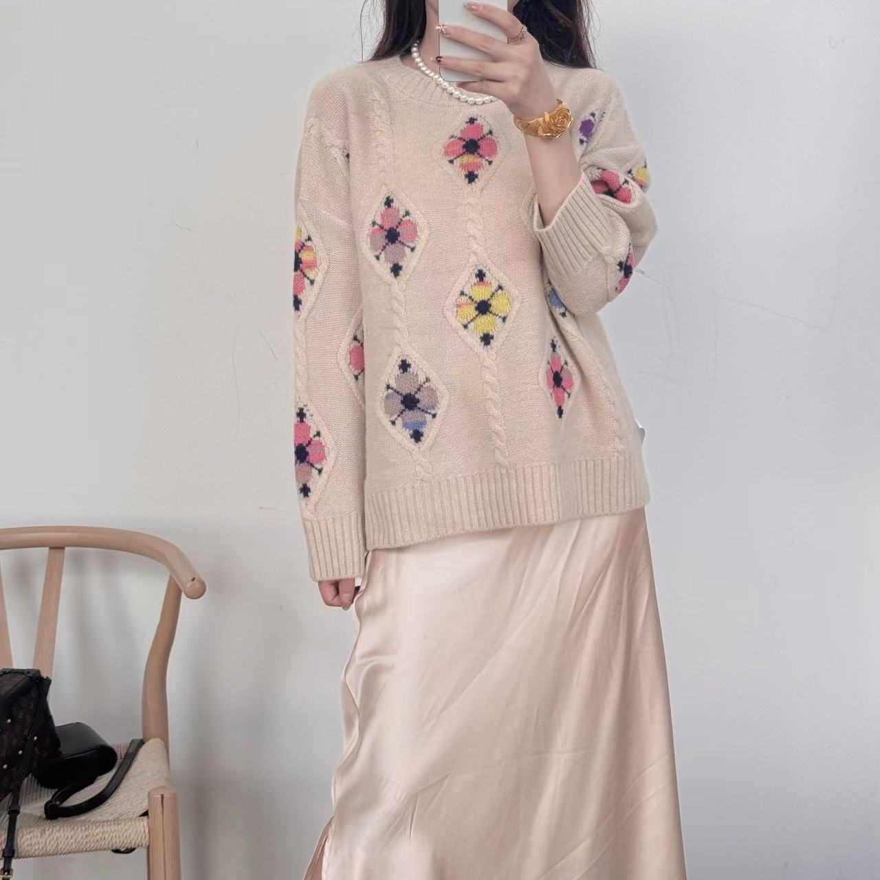 【卡诗米羊绒】24089敦煌艺术山羊绒100%潮牌时尚女款针织上衣