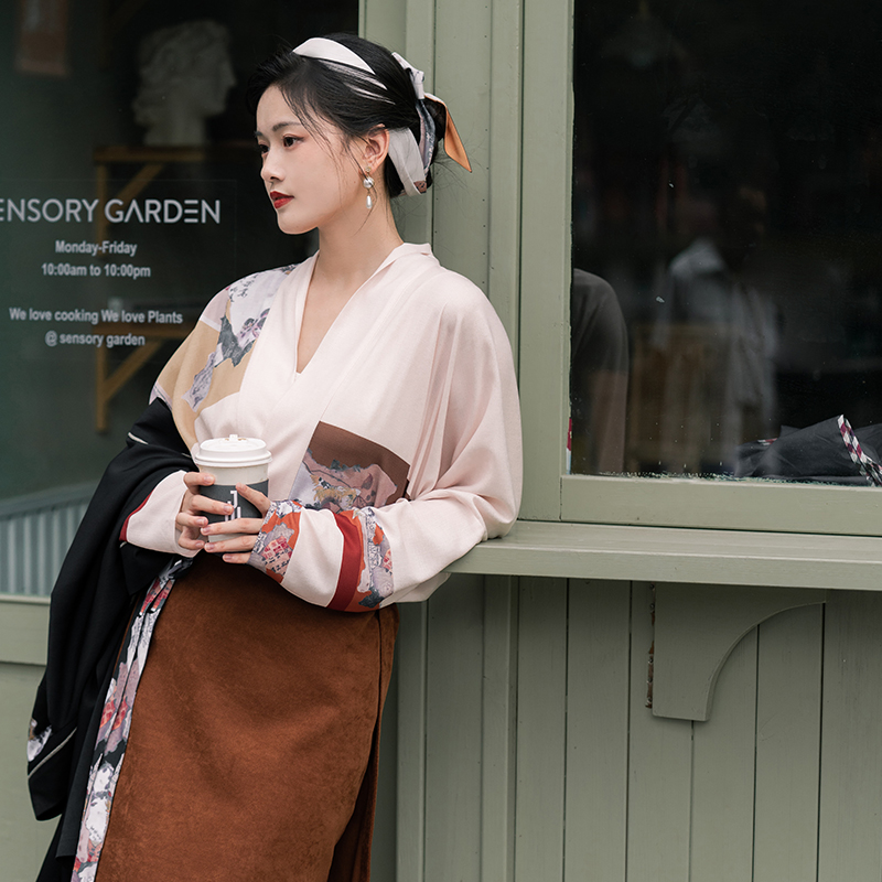 瞳莞汉服原创直领对襟长背心日常上班穿飞机袖短衫秋冬旋裙锦灰堆