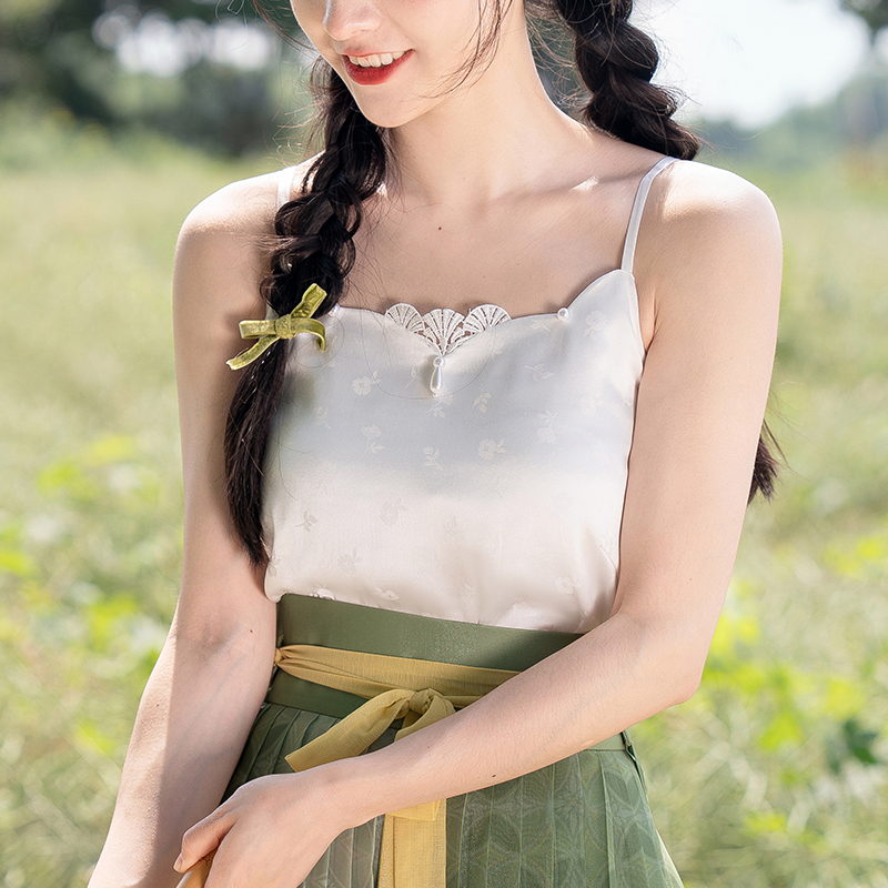 瞳莞原创汉服花瓣蕾丝吊带汉服抹胸百搭透气背心女上衣短春夏新款