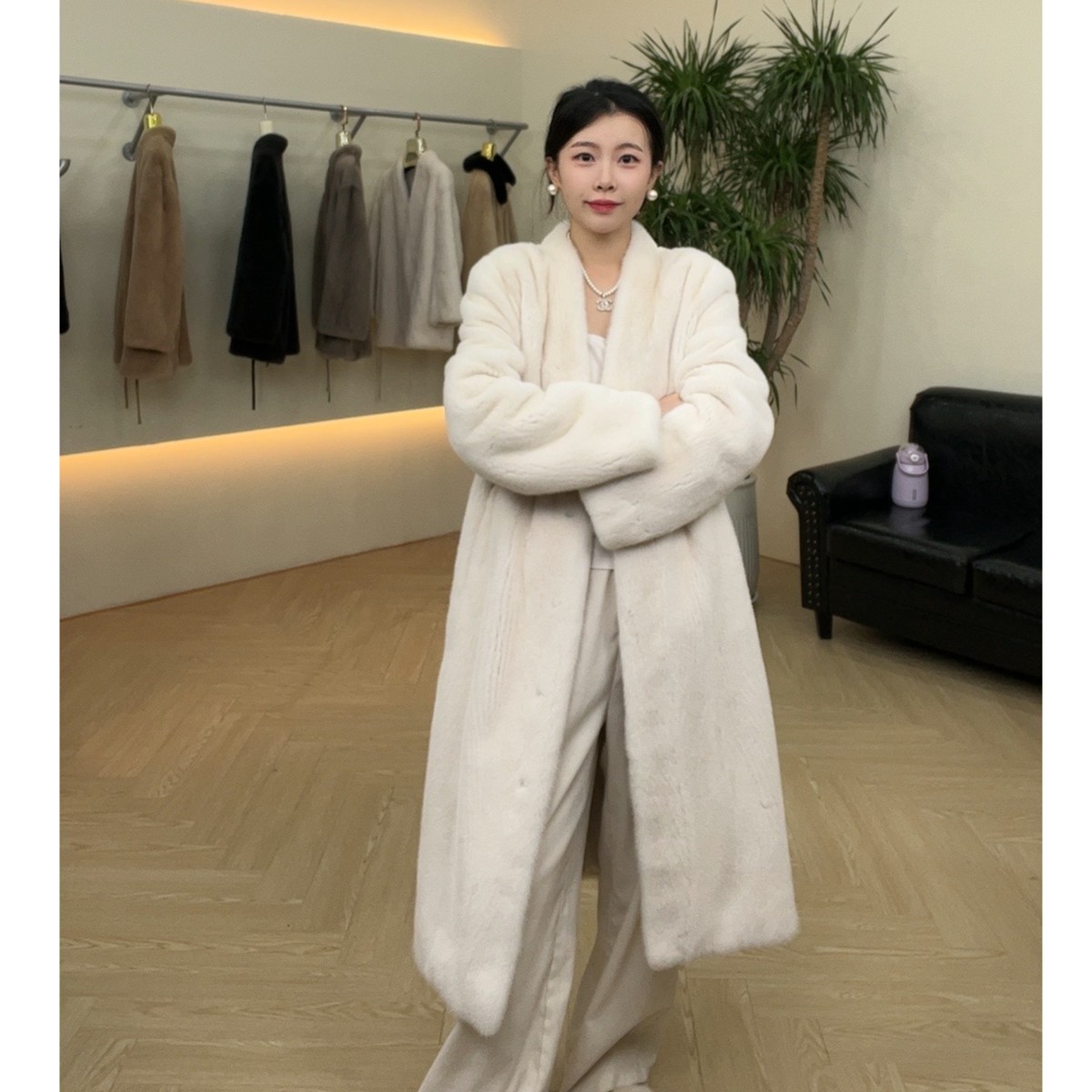 【梵诺莎】21165-1 2023进口紫标水貂皮草外套女貂皮大衣女整貂长款