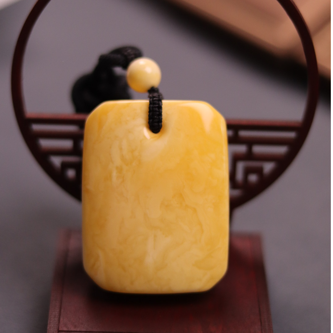 蜜蜡方形牌子吊坠