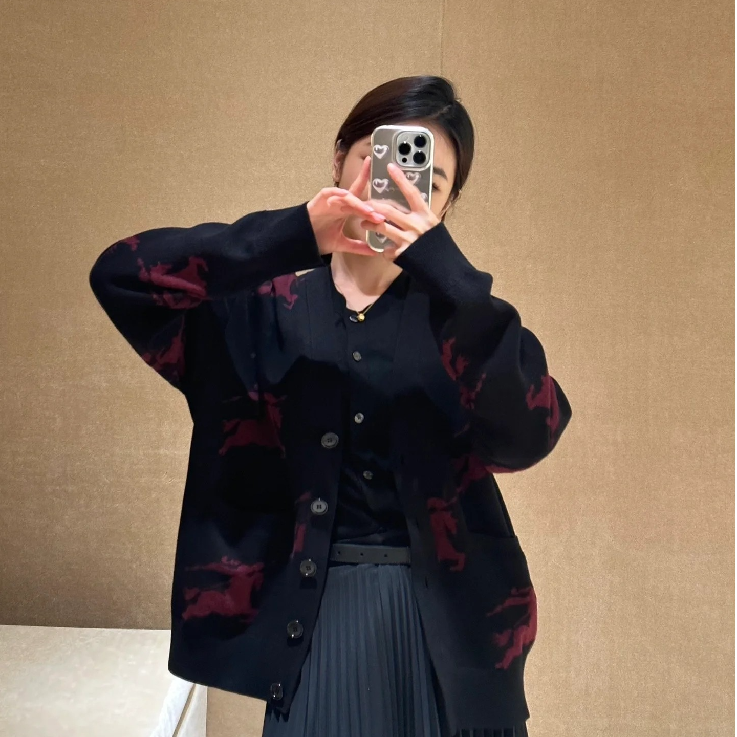 未使用 BURBERRY/博柏利 女士V字领宽松长袖开衫 WKN20134