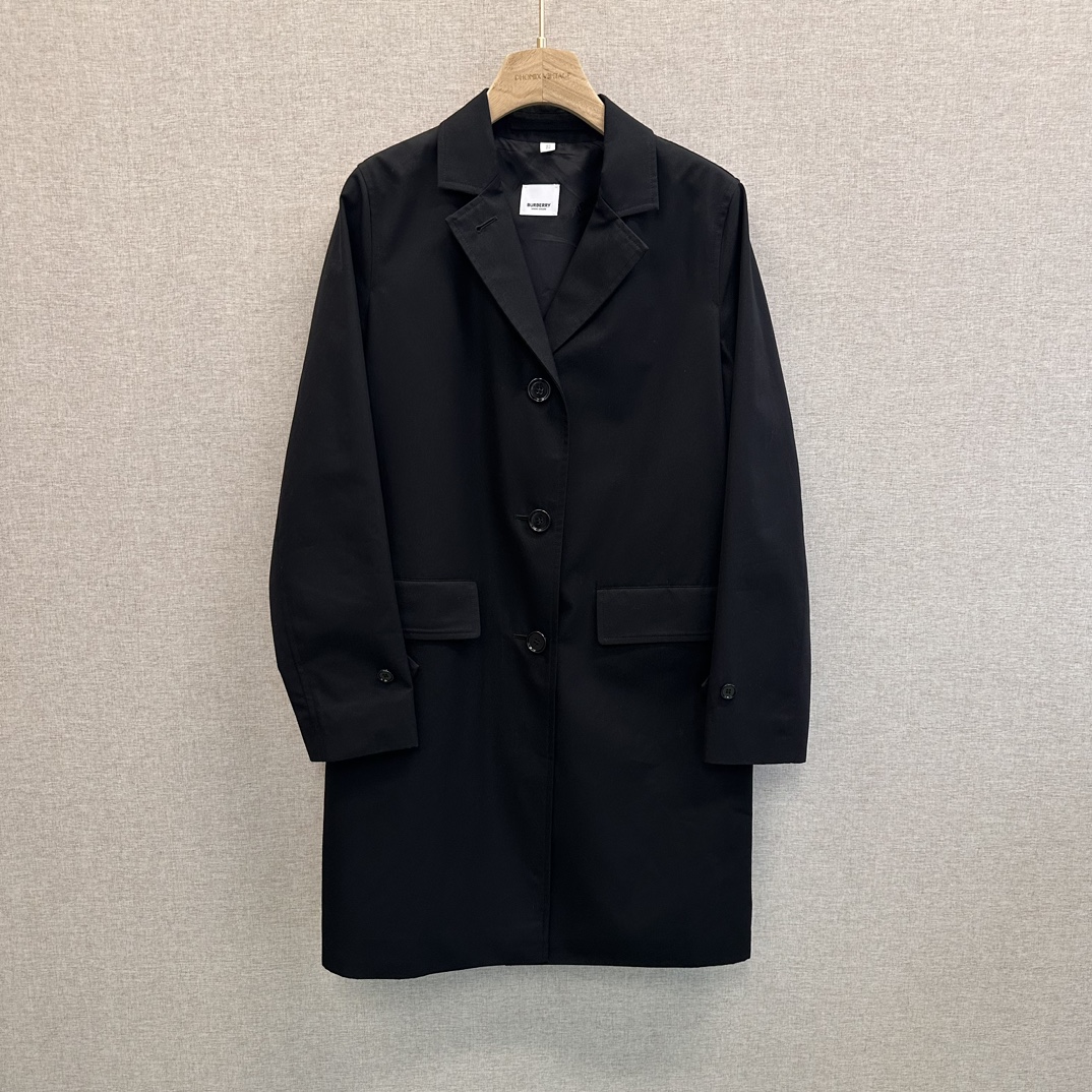 未使用 BURBERRY/博柏利 女士黑色休闲风衣外套 Woc30005