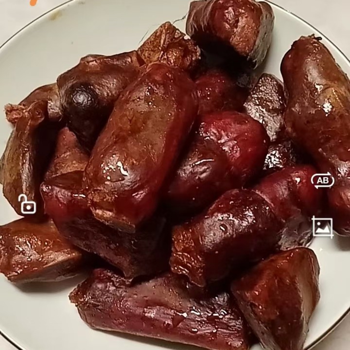 排骨香肠2斤顺丰包邮 农村土猪纯手工制作 柏树枝烟熏