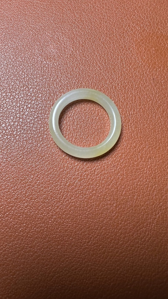 和田玉且末金山料戒指