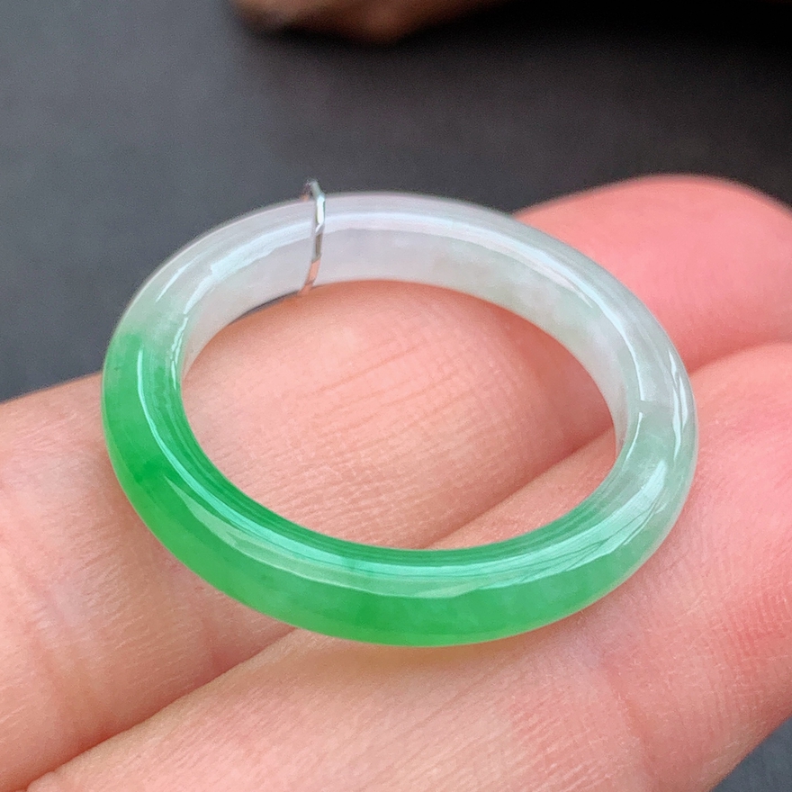 天然翡翠A货冰飘阳绿半山水戒指戒圈15号内径17.5mm细条清新靓绿
