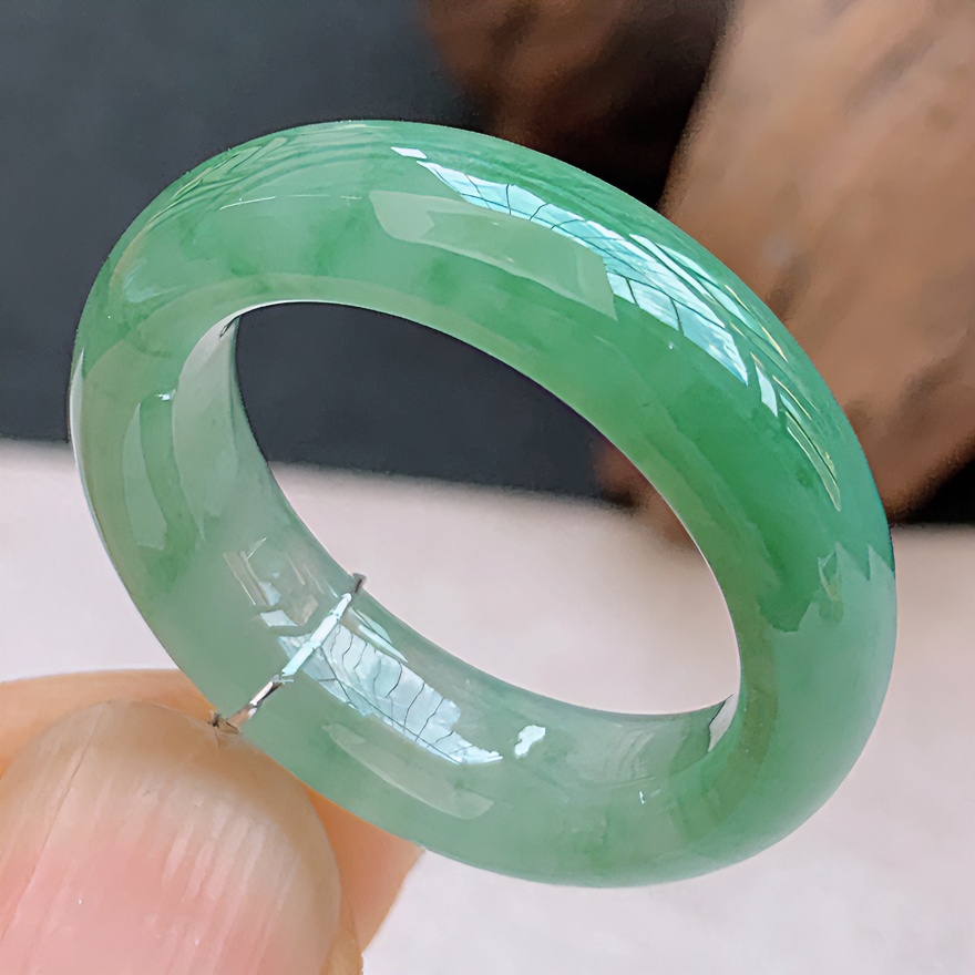天然翡翠A货飘绿戒指戒圈17号内径18mm清新百搭细腻浅绿通透指环