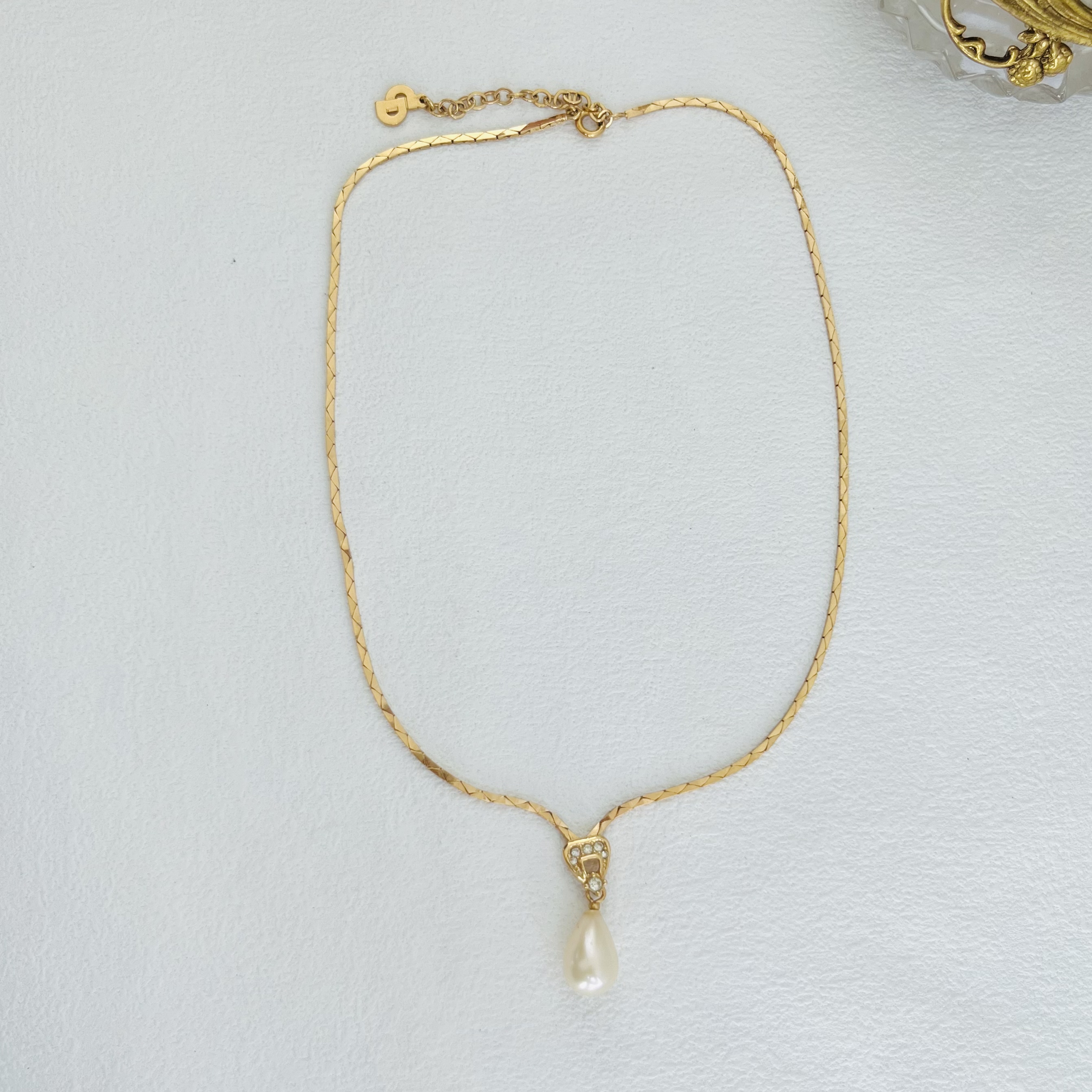 合金项链 VTG 贝珠吊坠项链