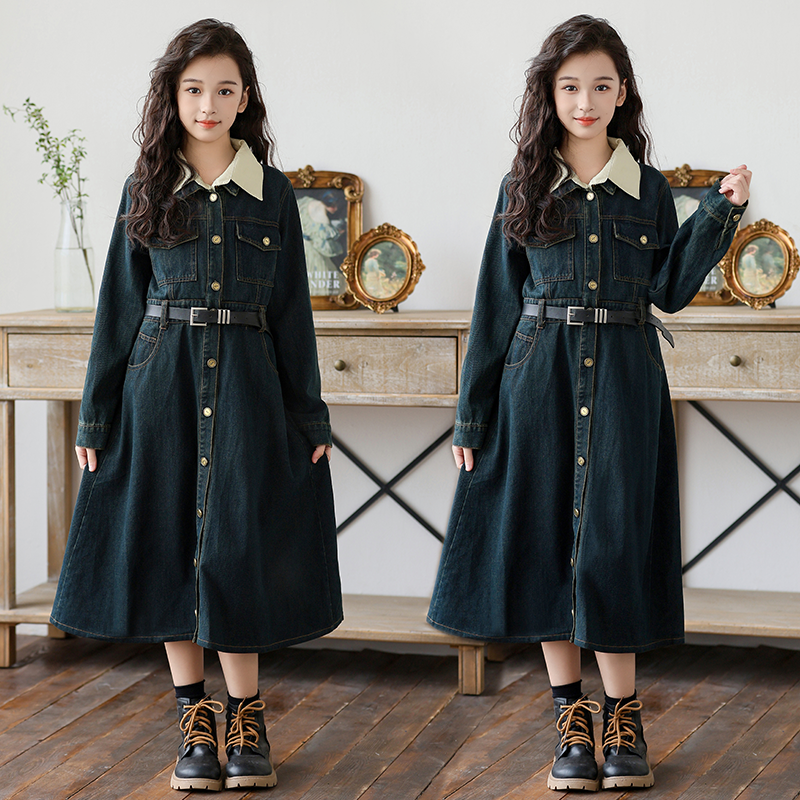 女童秋冬牛仔连衣裙2025新款中大童韩版复古港风裙子女孩气质长裙