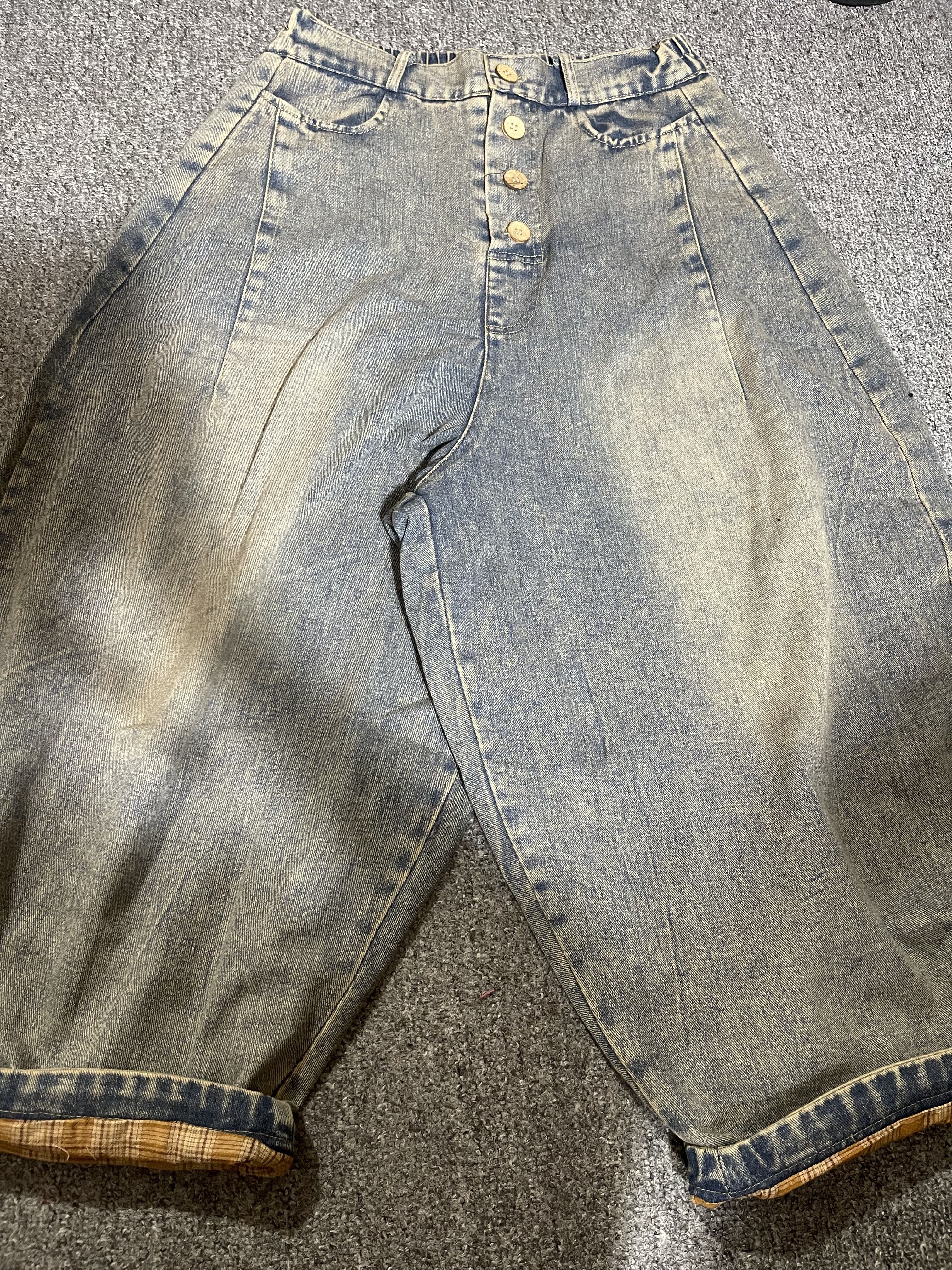 8010早春新款四粒扣高腰炒色牛仔裤（裤长90臀围135