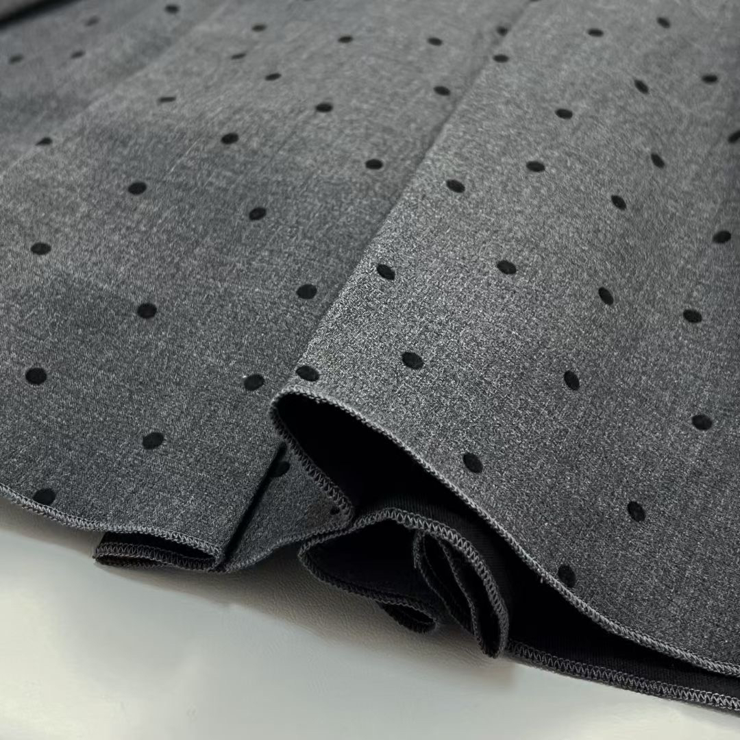 蛋糕 烫钻 米白色T 男女同款