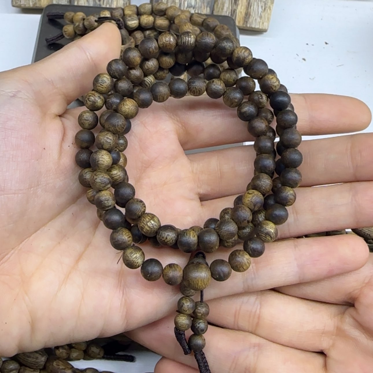 【闪购商品】沉香手串圆珠多圈