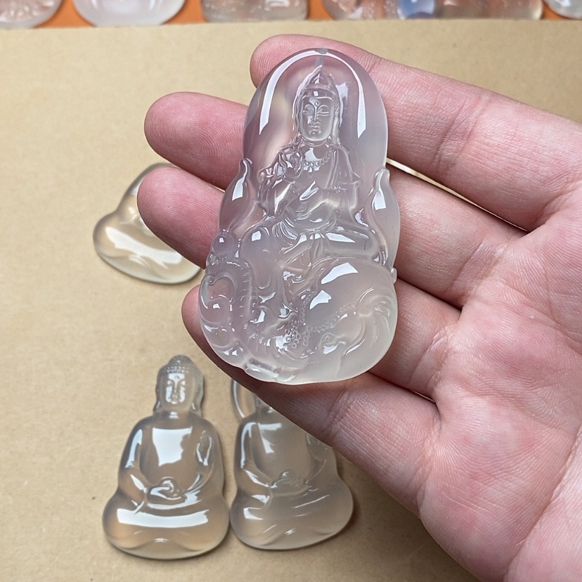 【闪购商品】玛瑙/玉髓颈饰未镶嵌碧****?