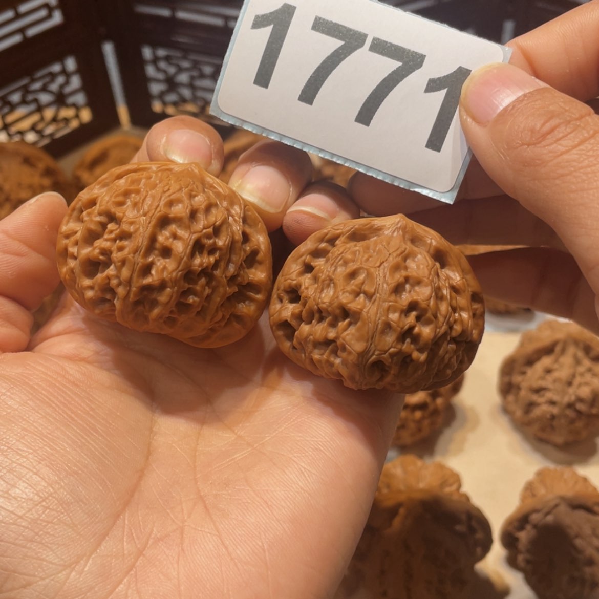 【闪购商品】桃核吊坠宫灯42