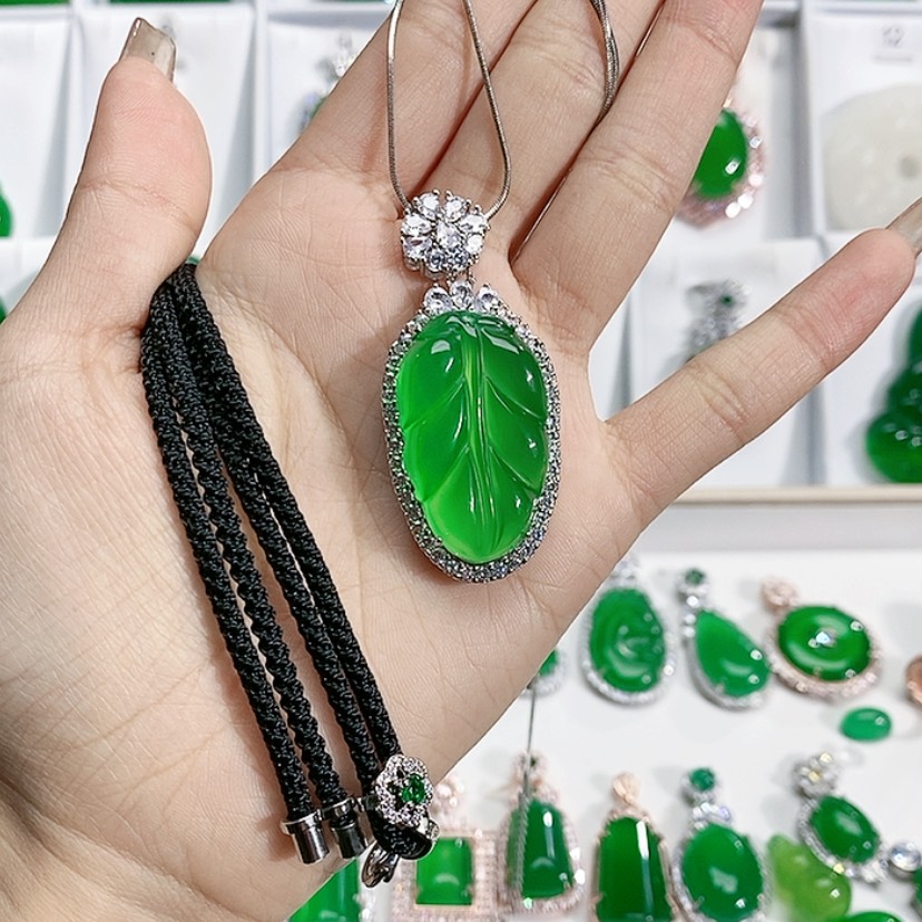 【闪购商品】玛瑙/玉髓吊坠未镶嵌