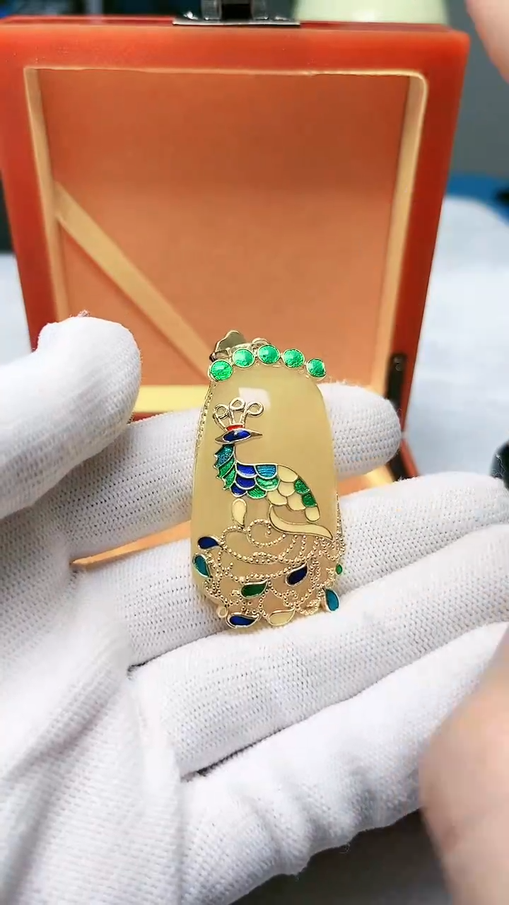 【闪购商品】玛瑙/玉髓颈饰合金鸡油黄孔雀吊坠