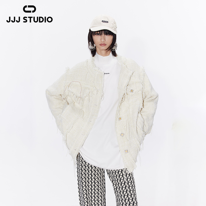 JJJ STUDIO 米白色宽松休闲时尚保暖毛边设计外套女装 JLWSA1W220
