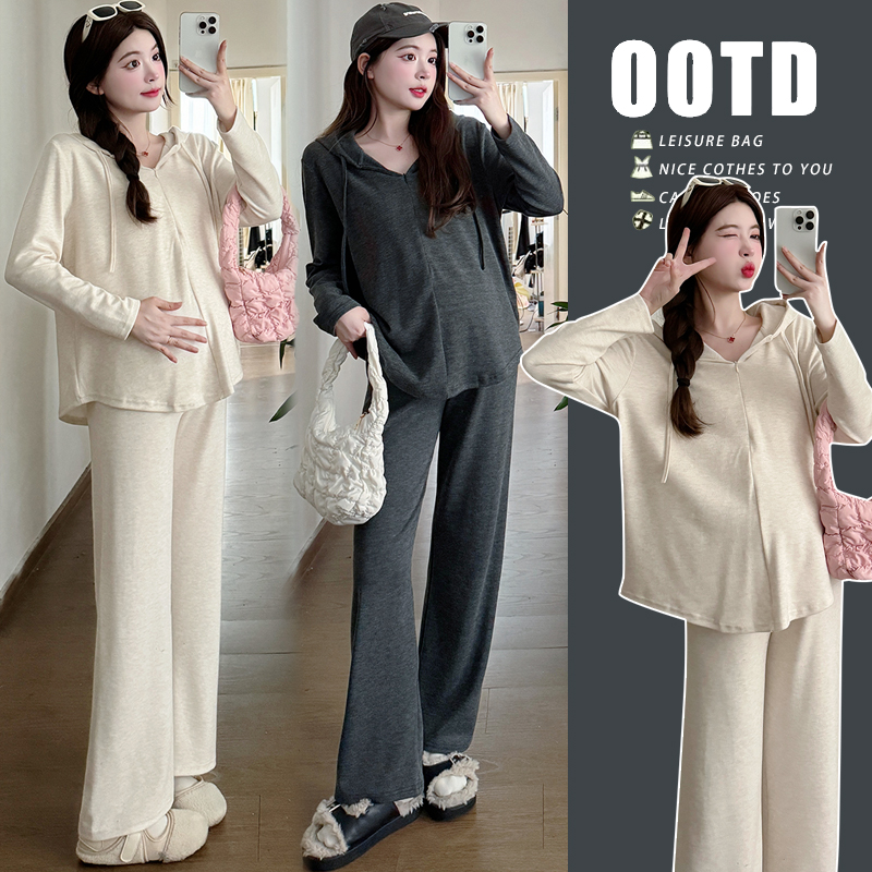 孕妇2025新款休闲宽松运动时尚连帽卫衣托腹阔腿裤春秋外穿两件套