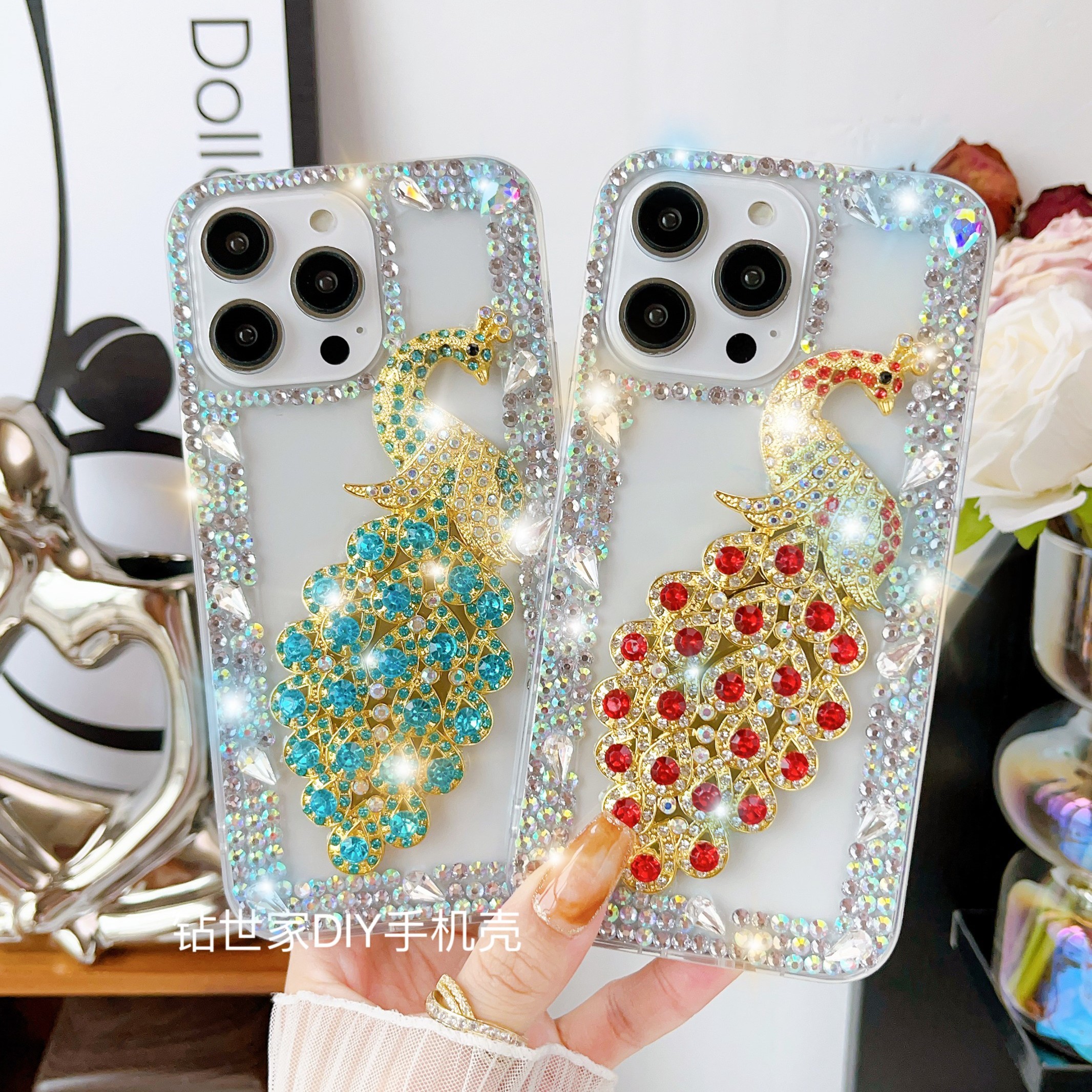 适用苹果/华为/vivo/OPPO优雅孔雀带钻手机壳ins网红女款透明手工