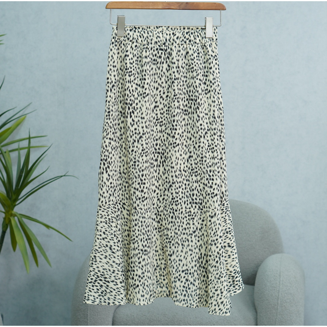 MM系列   Z1062   女装简约时尚半身裙米色Q5QZ701