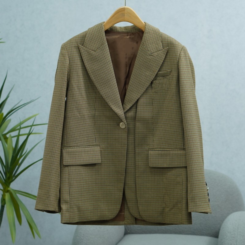 LI丽系列  Z057   女装时尚撤柜西装外套深棕黄21027231