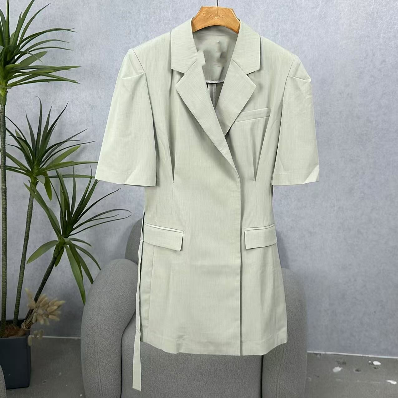 LI丽系列  Z1151   女装时尚撤柜连衣裙灰绿C7A273221