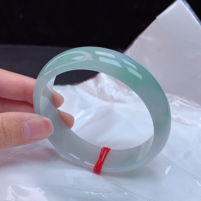 【闪购商品】翡翠手镯未镶嵌