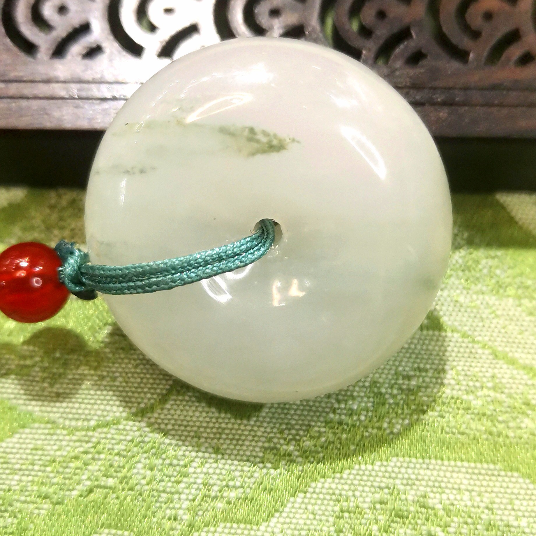 非金属吊坠 “海上升明月”纯天然天山翠平安扣吊坠白如脂绿如翠