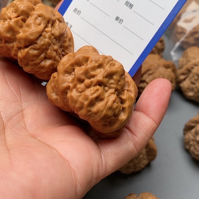 【闪购商品】文玩核桃把件吕*