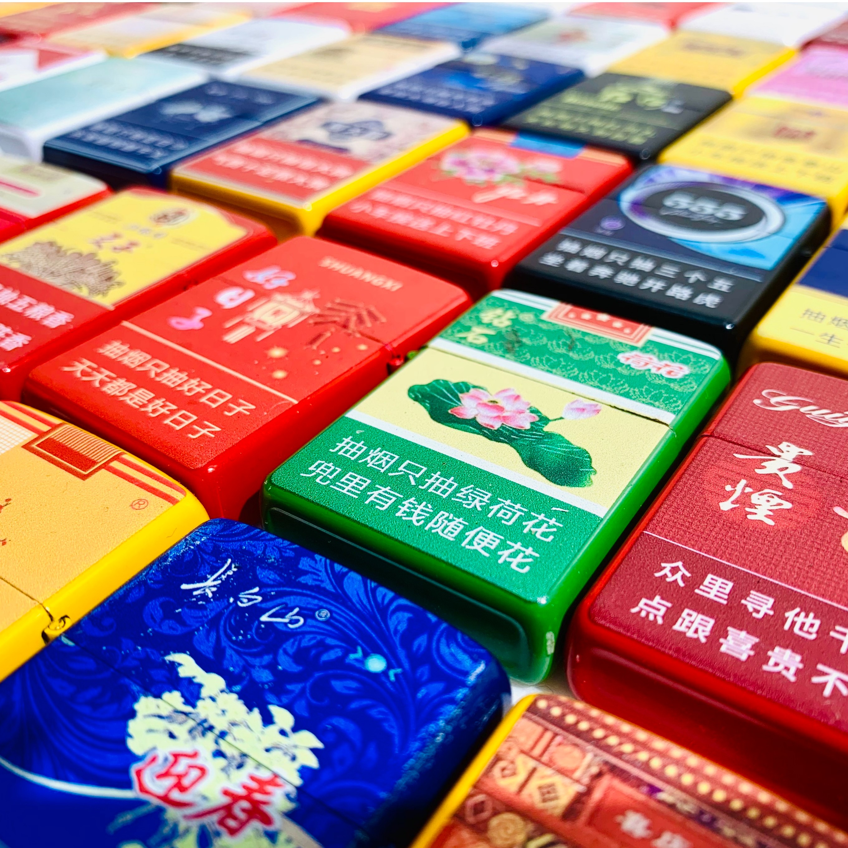 新潮牌烟语图案煤油打火机老式砂轮防风火机个性创意礼物送朋友玩
