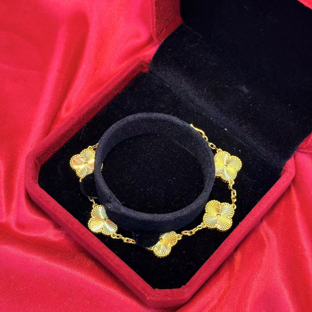 足银手链 四叶草手链气质时尚总重14.71g