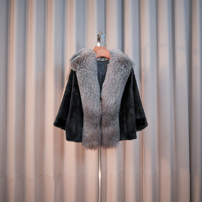 天然水貂披肩无染色