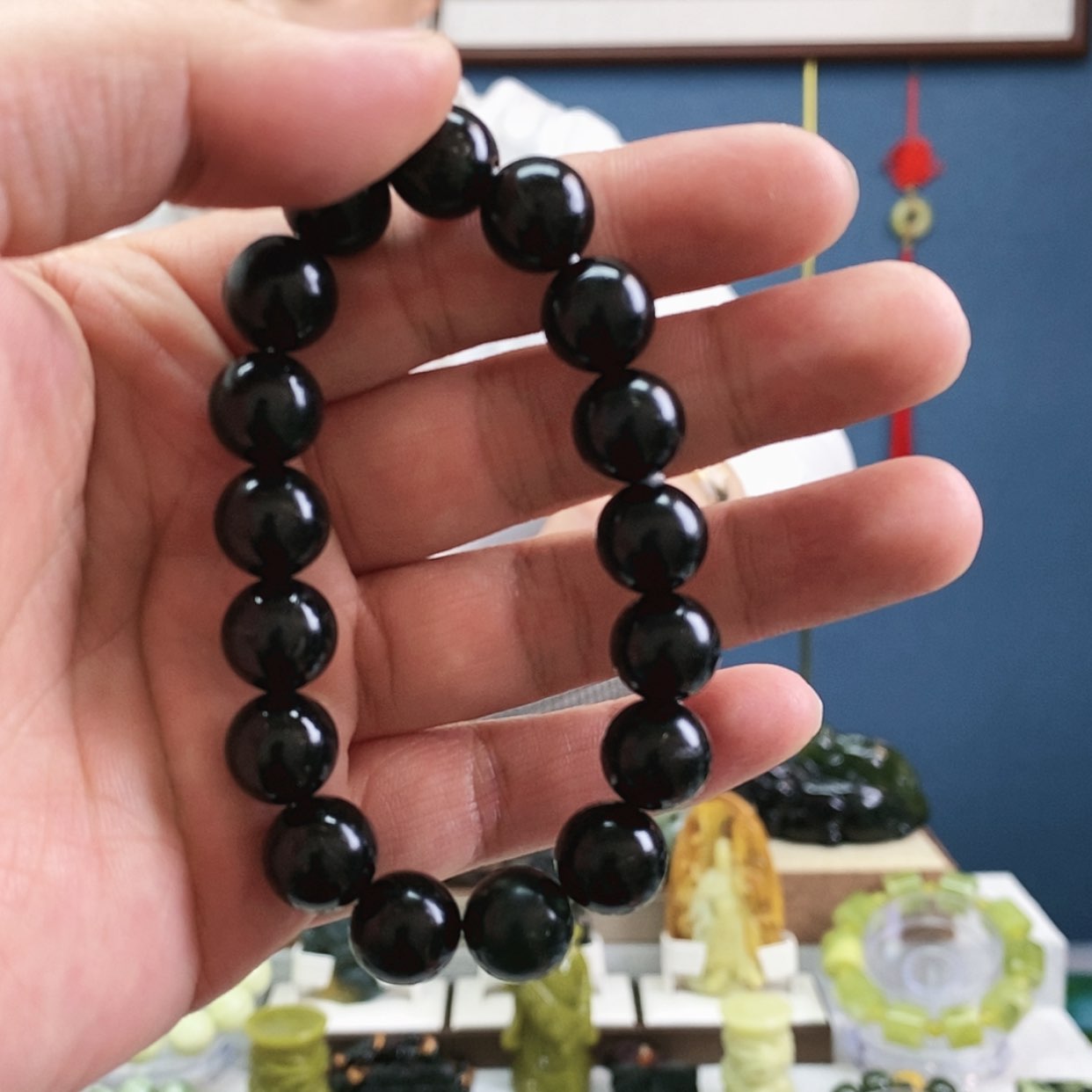 【闪购商品】蛇纹石玉手串未镶嵌