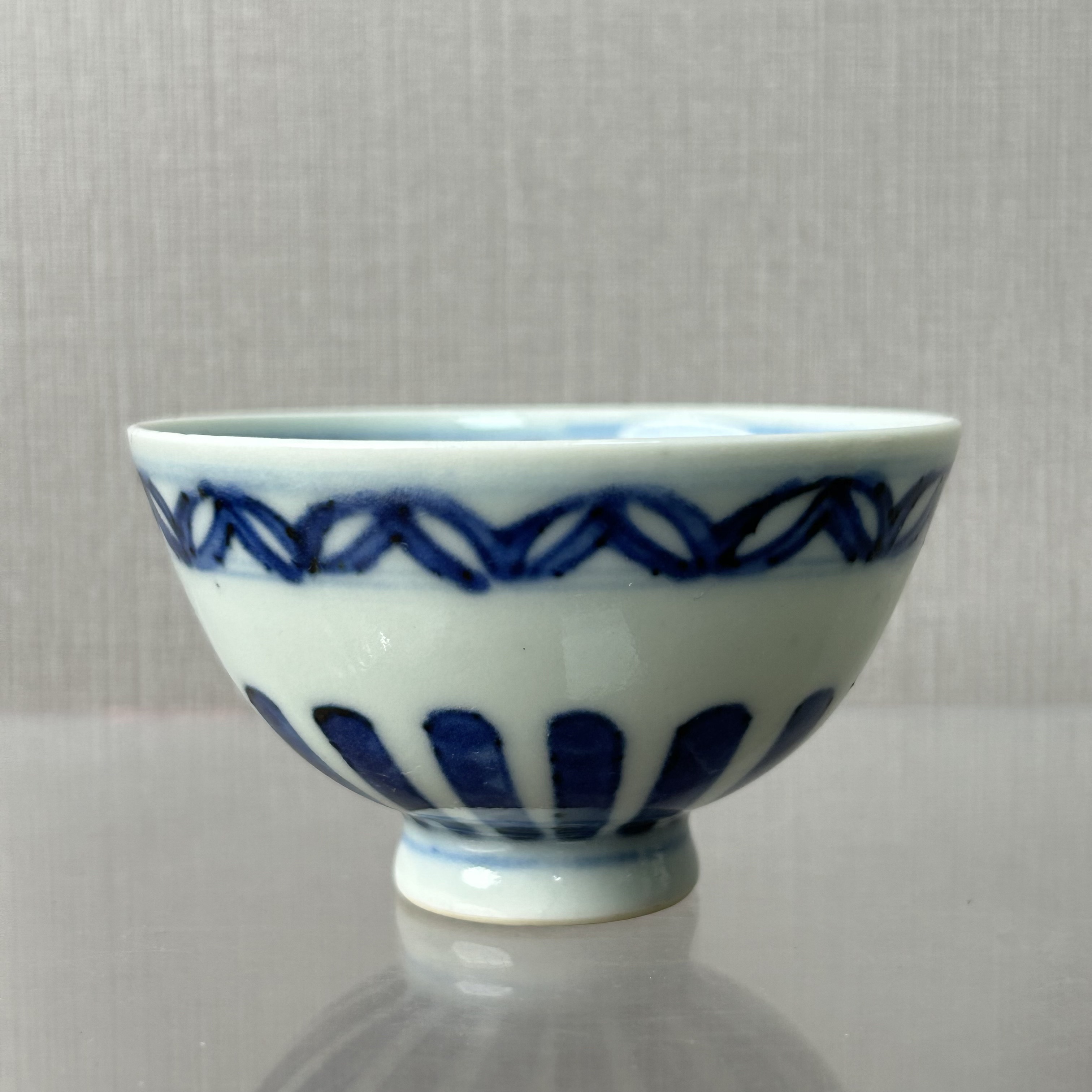 清雍正 青花莲子杯