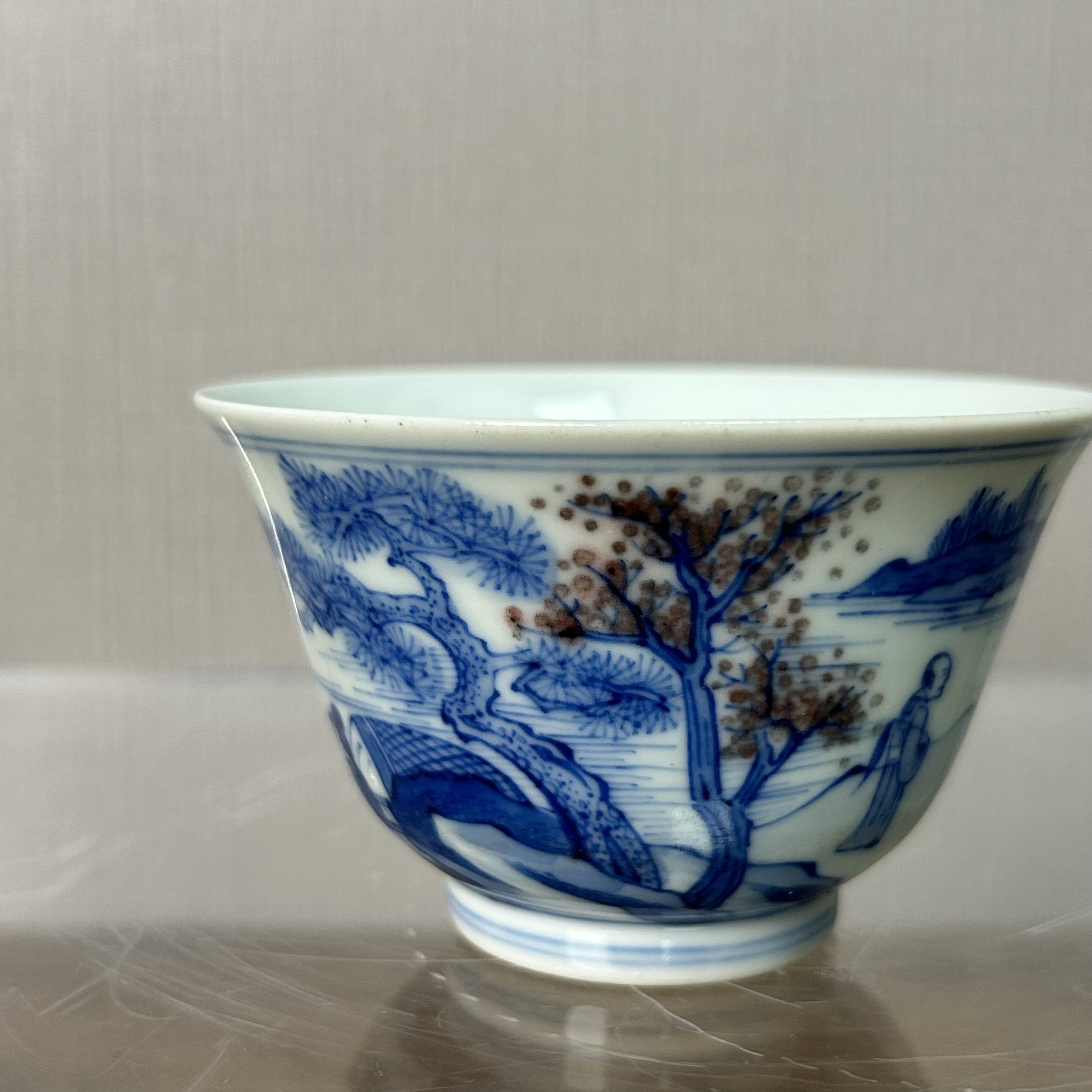 清康熙 青花釉里红山水纹杯