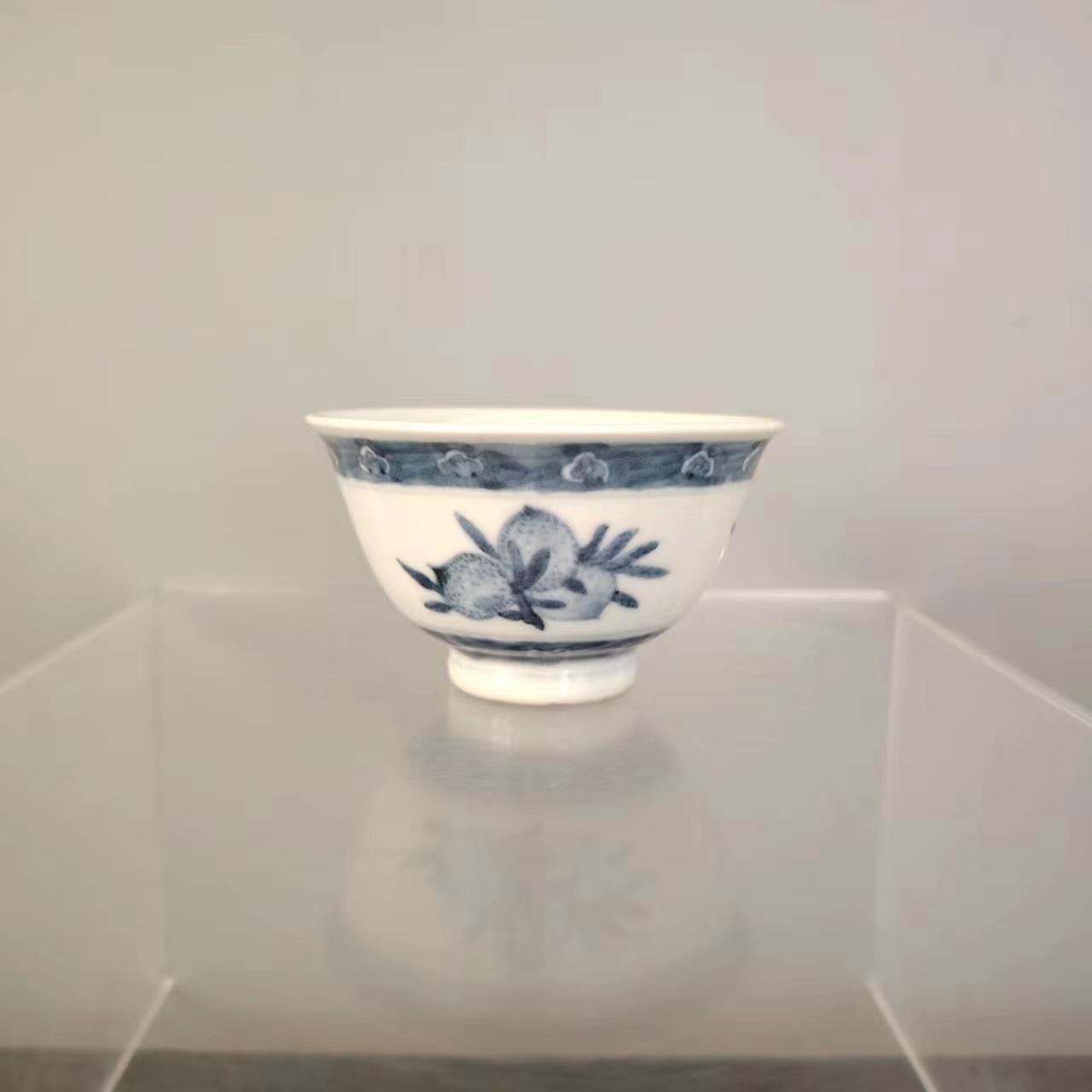 清早期 青花三多纹杯
