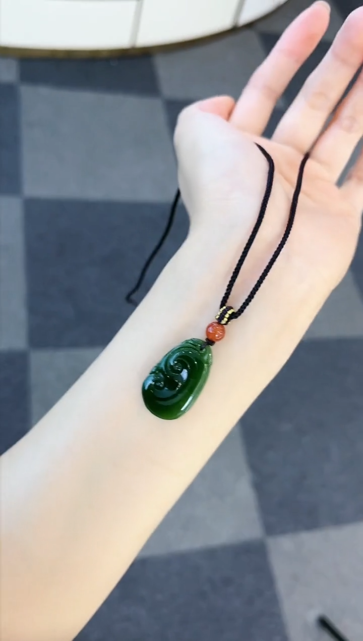【闪购商品】和田玉（碧玉）吊坠(不含链)未镶嵌如意（多样性发货）