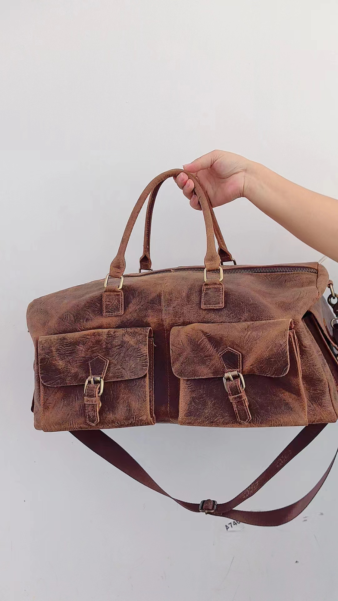 男士复古棕色单肩斜挎包