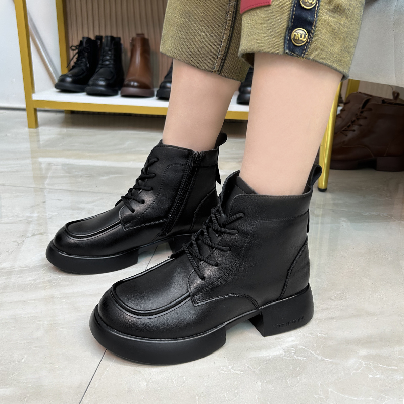 软底女鞋加厚时尚复古休闲圆头舒适牛皮秋冬女靴保暖英伦风靴子