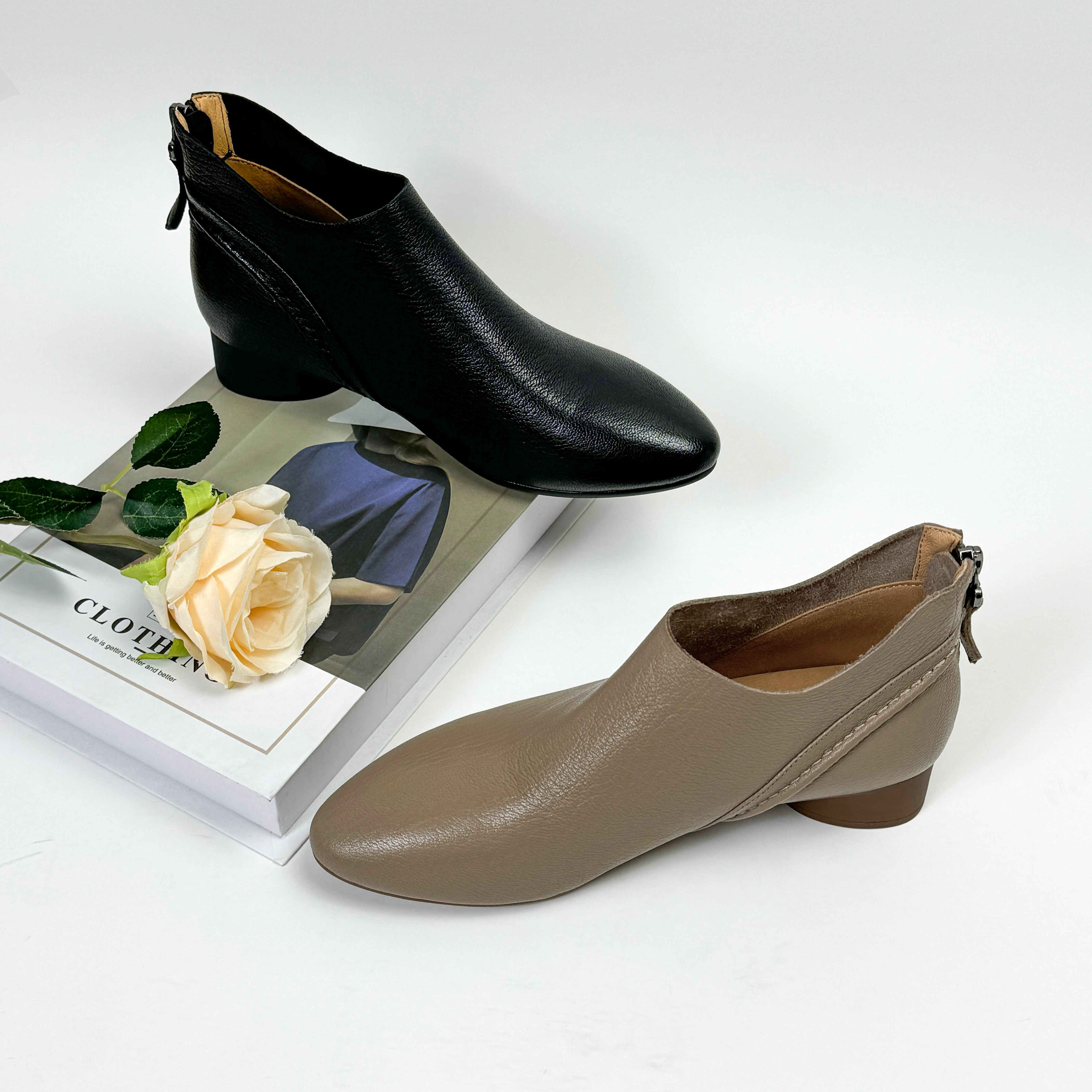 【艾尚周】3CM/低跟秋季短靴25年新款粗跟粗跟秋冬款单层皮