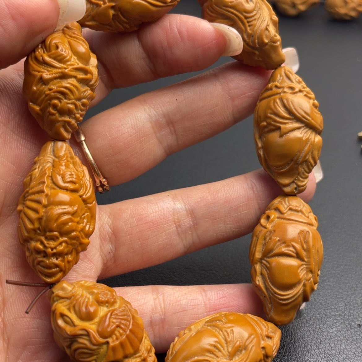 【闪购商品】橄榄核吊坠