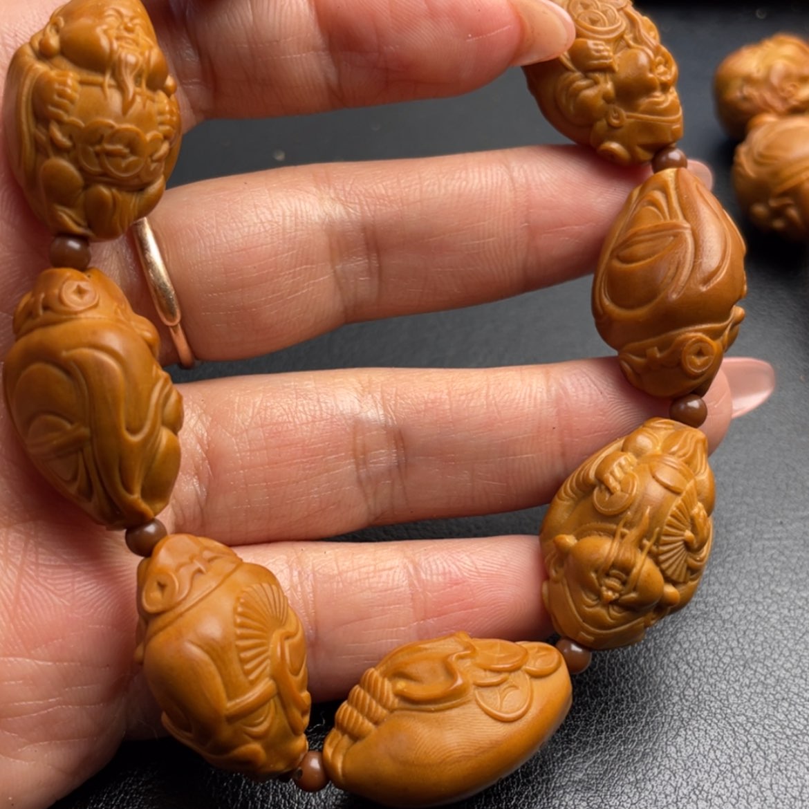 【闪购商品】橄榄核吊坠