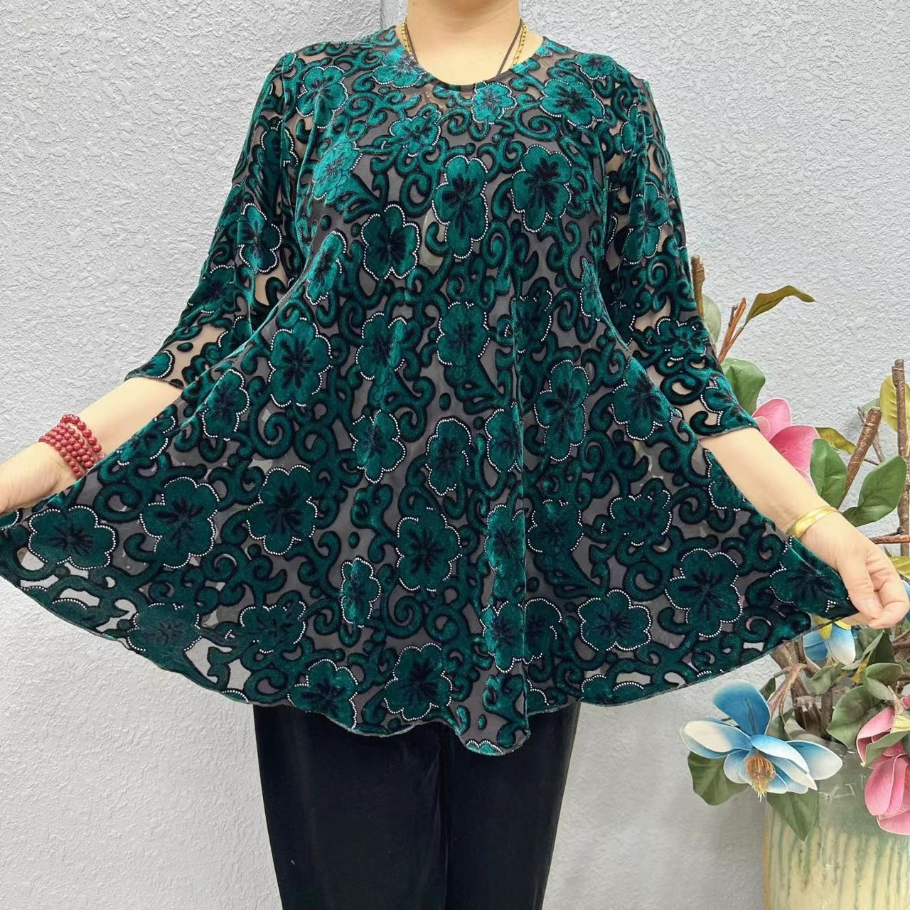 P1-8806红绿梅花桑蚕丝大码妈妈装婆婆装大衫