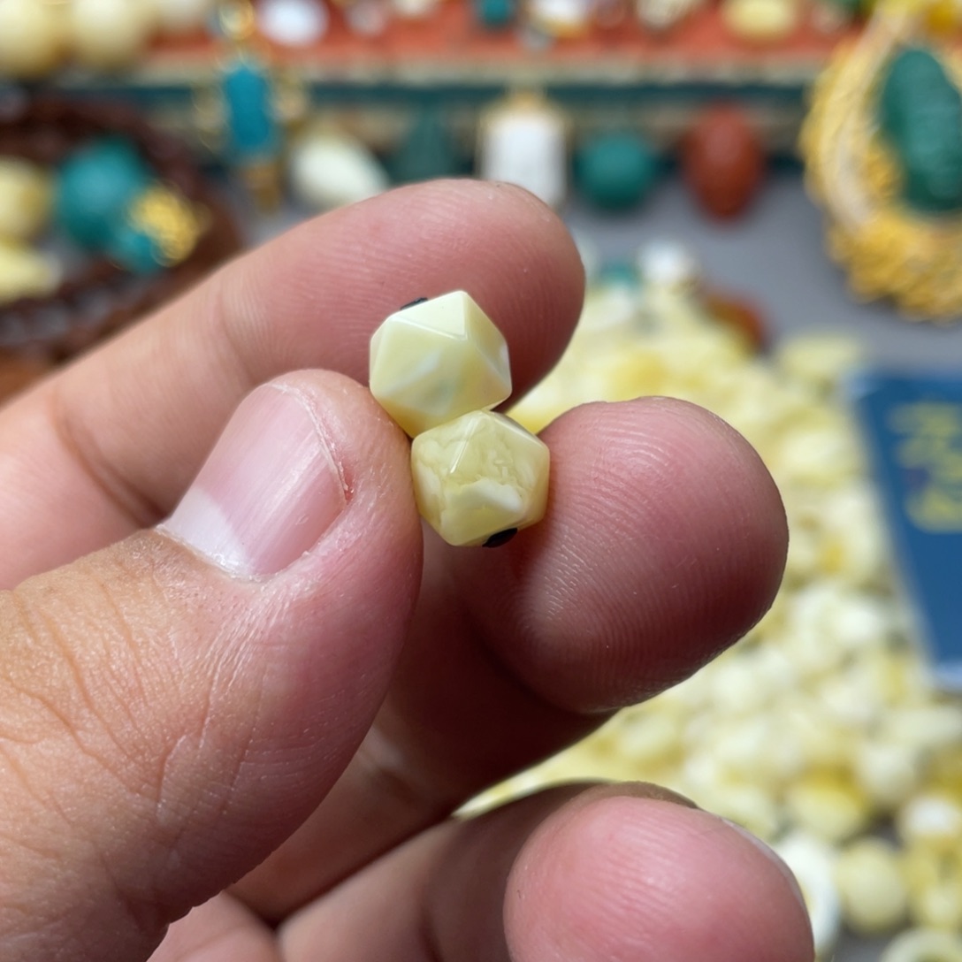 琥珀珠宝奇石未镶嵌245