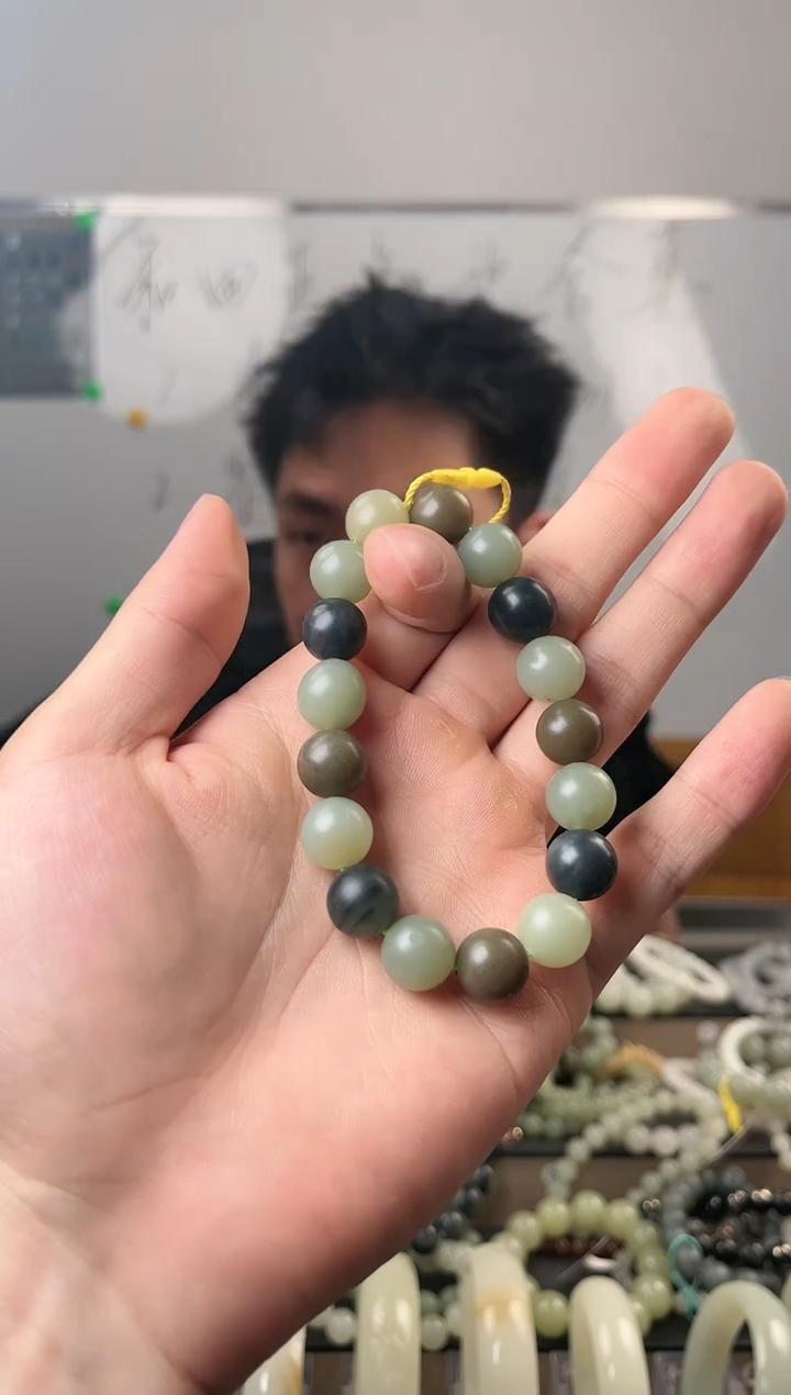 【闪购商品】和田玉手串未镶嵌若羌楼兰三色手串卡12mm