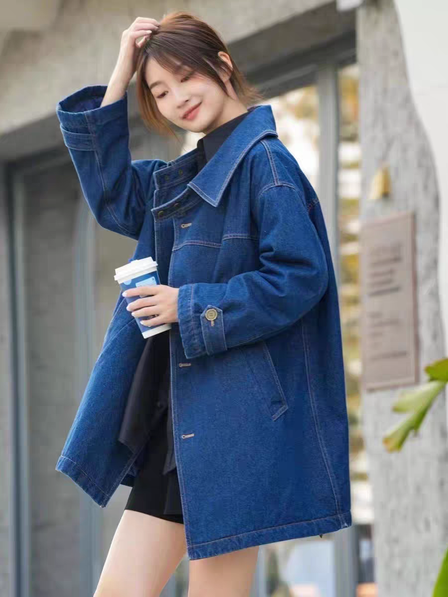 [商场同款]2024秋冬新宽松休闲排扣口袋牛仔棉衣外套女5400845