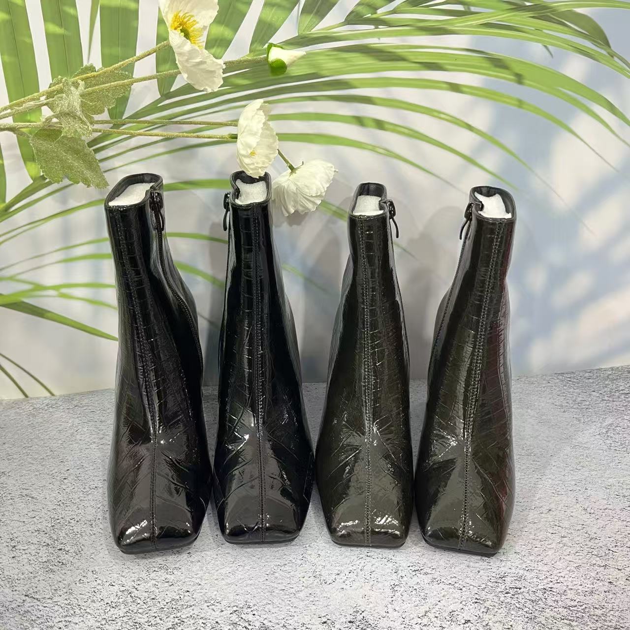 小强家女鞋 芽儿家百搭舒适女单靴（Y98-7-2）（W31DYV2287406)