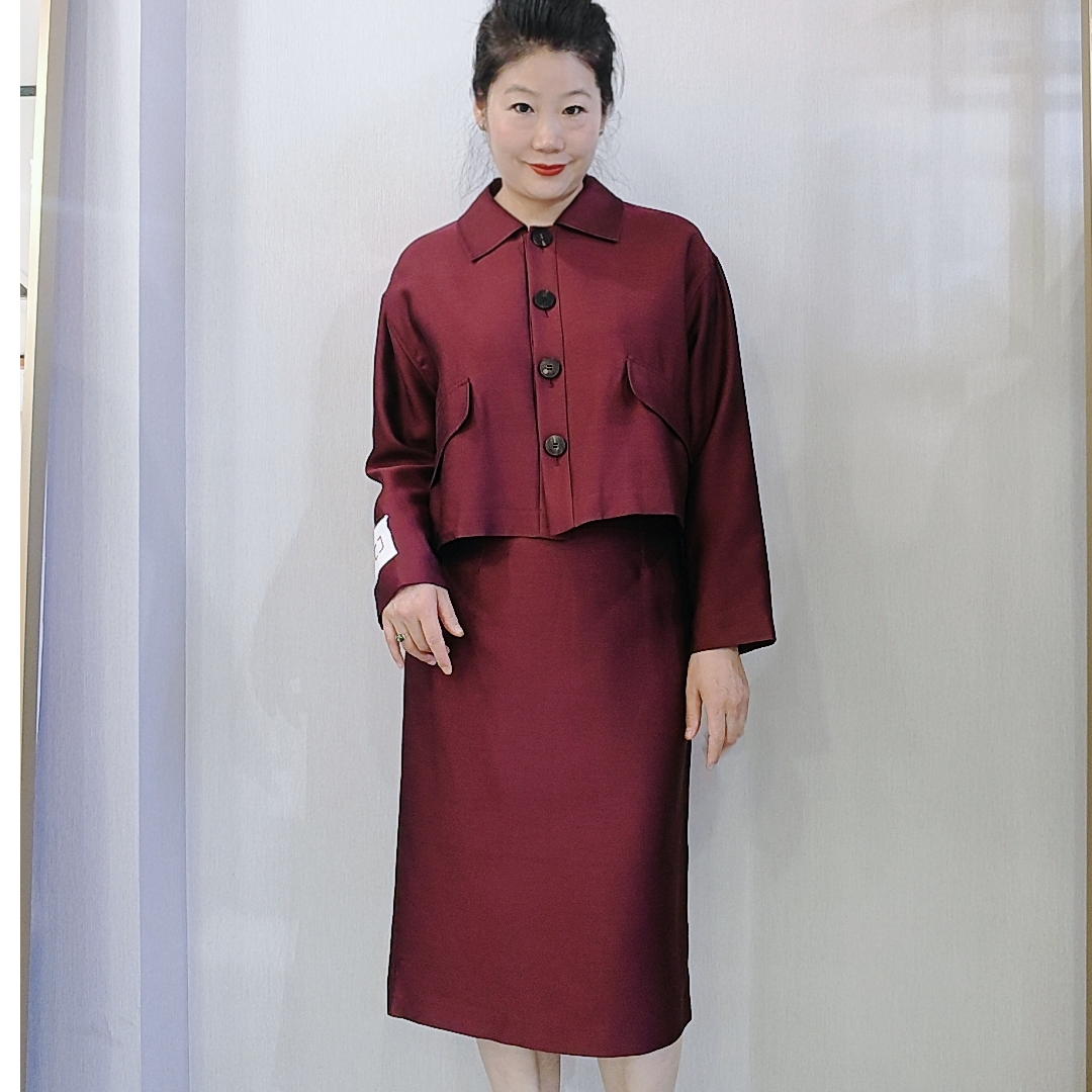 【XINHUI品质】2024秋季酒红色丝毛段箱型短外套