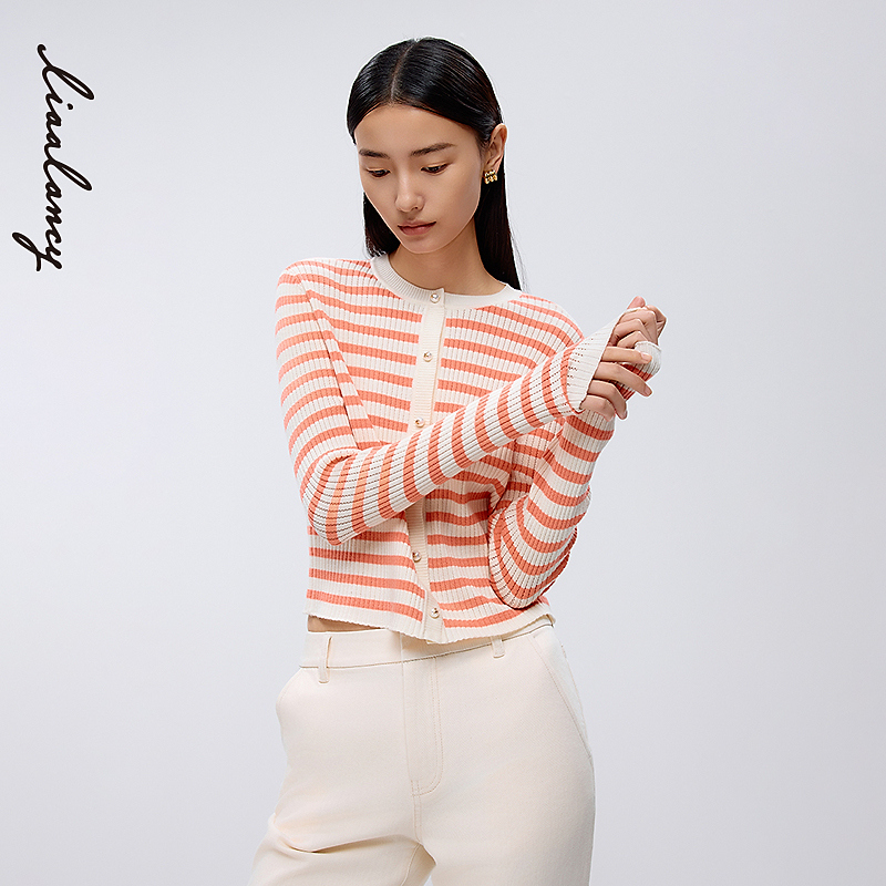 LANCY/朗姿2025春新款撞色条纹简约针织开衫女高级感坑条圆领上衣