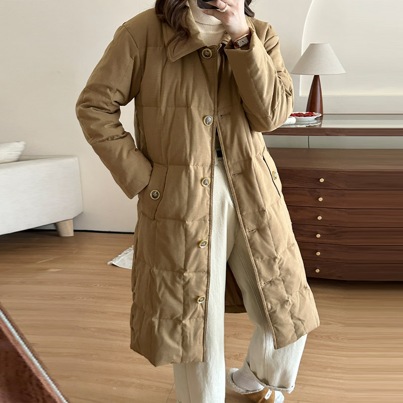 A Clip’s/一个夹子混纺面料法式复古翻领中长款羽绒服女冬季